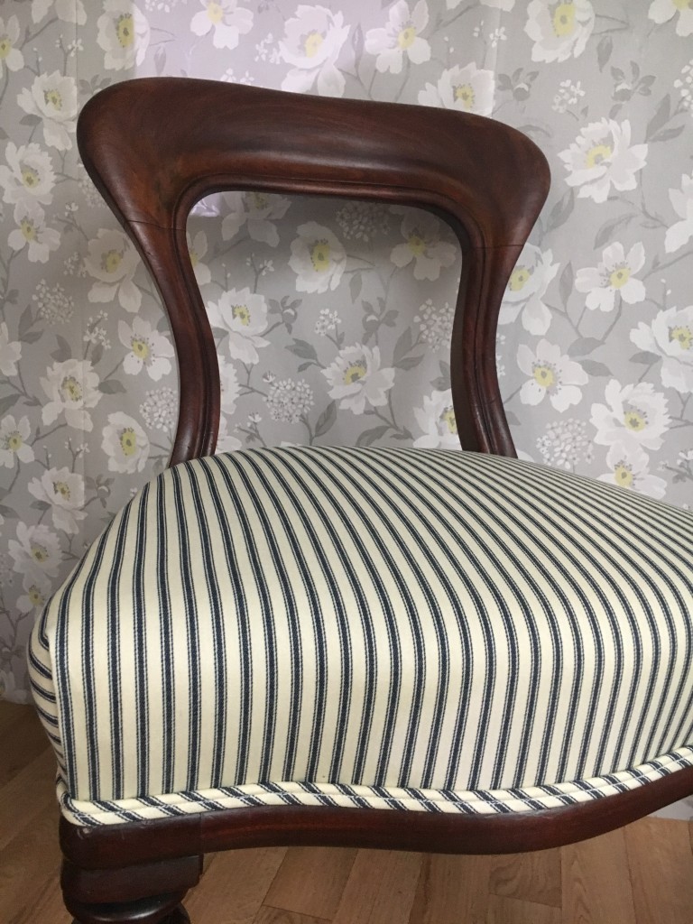 Victorian Balloon Back Close Up